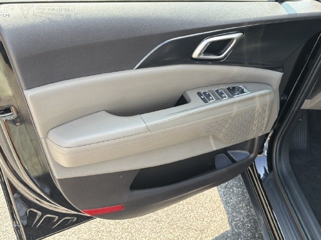 2026 Kia Carnival LXS Certified Pre-Owned!!