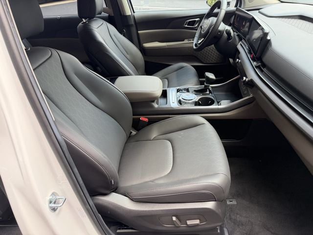 2026 Kia Carnival EX Certified Pre-Owned!!