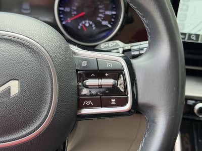 2022 Kia Carnival SX