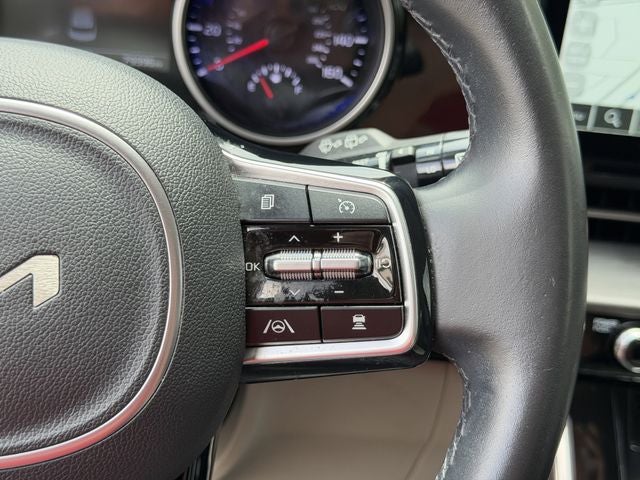 2022 Kia Carnival SX