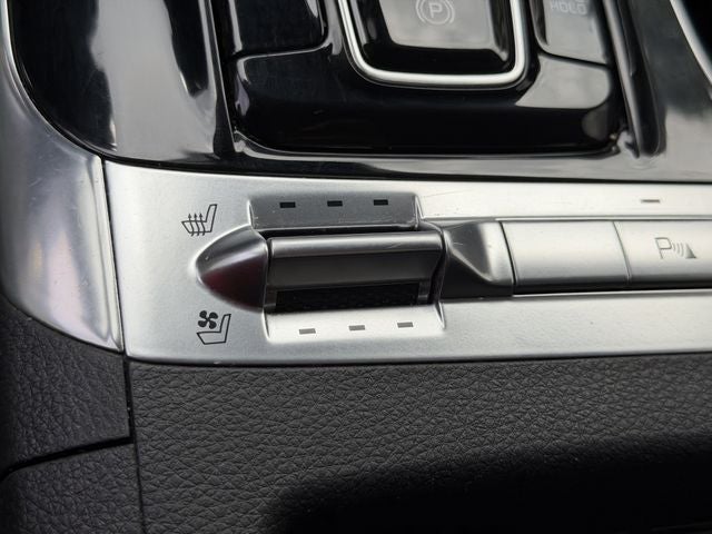 2022 Kia Carnival SX