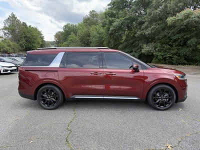 2022 Kia Carnival SX