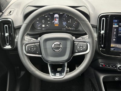 2019 Volvo XC40 R-Design