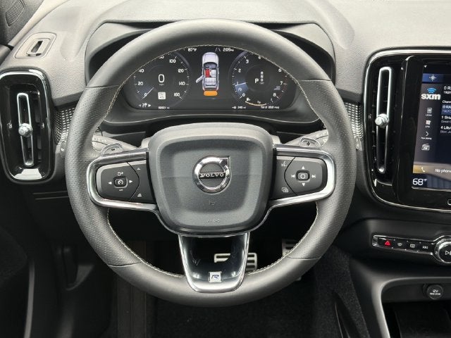 2019 Volvo XC40 R-Design