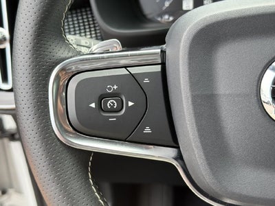 2019 Volvo XC40 R-Design