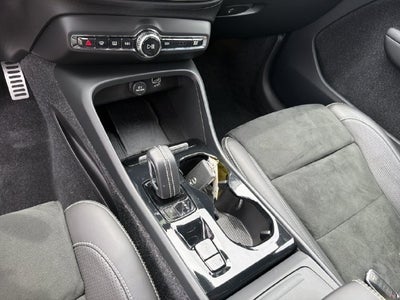 2019 Volvo XC40 R-Design