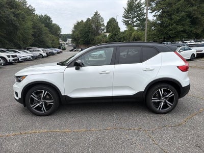 2019 Volvo XC40 R-Design