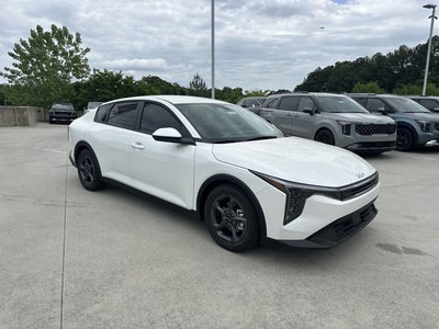 2026 Kia K4 LXS