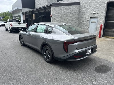 2026 Kia K4 LXS